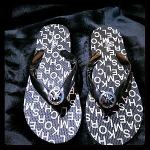 Michael Kors Flip Flop Sandles
